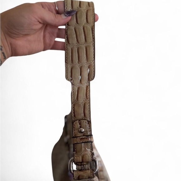 Guess Y2K Tabby Tan Shoulder Bag - Picture 4 of 8